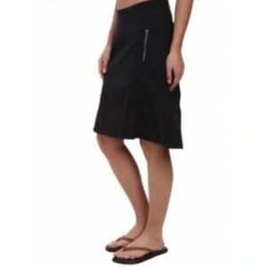 WOMEN’S BLACK ROYAL ROBBINS Size 8 DISCOVERY STRIDER NYLON STRETCH SKIRT